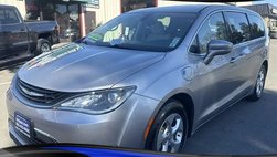 2017 Chrysler Pacifica Hybrid Touring Plus