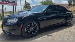 2018 Chrysler 300 Touring