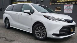 2021 Toyota Sienna LE 8-Passenger