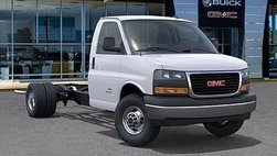 2025 GMC Savana 4500
