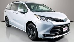 2025 Toyota Sienna Woodland Edition