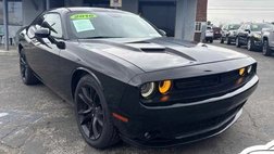 2016 Dodge Challenger SXT Plus