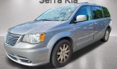 2016 Chrysler Town and Country Touring
