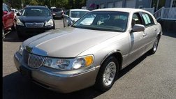 1999 Lincoln Town Car Signature