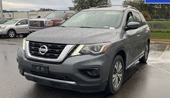 2020 Nissan Pathfinder S