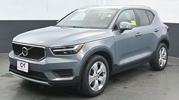 2020 Volvo XC40 T4 Momentum