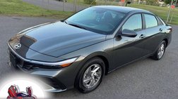 2025 Hyundai Elantra SE