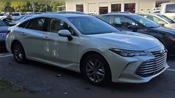 2021 Toyota Avalon Hybrid XLE