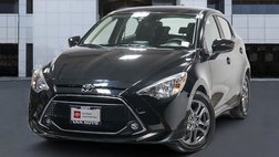 2020 Toyota Yaris Hatchback LE