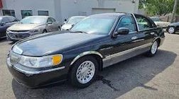 1998 Lincoln Town Car Signature