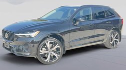 2023 Volvo XC60 B6 Ultimate Dark Theme