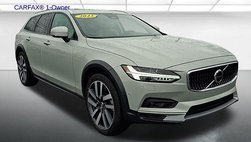 2022 Volvo V90 Cross Country B6
