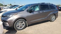 2022 Toyota Sienna XSE 7-Passenger