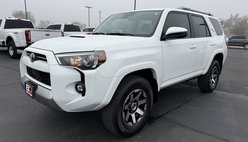 2024 Toyota 4Runner TRD Off-Road