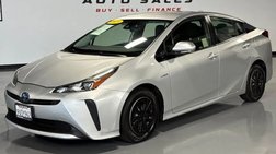 2019 Toyota Prius LE