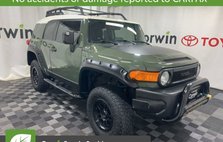 2014 Toyota FJ Cruiser Base