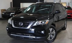 2018 Nissan Pathfinder SV