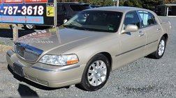 2010 Lincoln Town Car Signature Limited