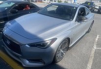 2018 Infiniti Q60 Luxe