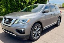 2017 Nissan Pathfinder Platinum