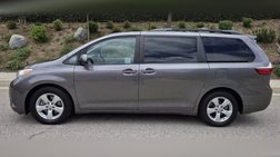 2015 Toyota Sienna LE