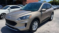 2020 Ford Escape SE
