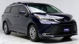 2022 Toyota Sienna XLE