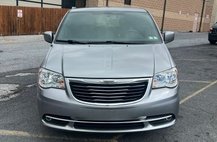 2014 Chrysler Town and Country S