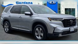 2023 Honda Pilot EX-L w/Rear Captain's Chairs