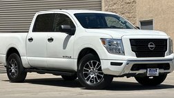 2023 Nissan Titan SV