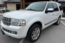 2012 Lincoln Navigator Base