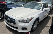 2015 Infiniti Q50 Premium