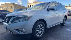 2016 Nissan Pathfinder SV