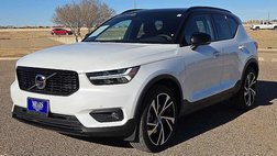 2022 Volvo XC40 T5 R-Design