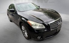 2011 Infiniti M56 x