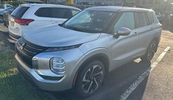 2022 Mitsubishi Outlander ES