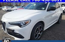 2022 Alfa Romeo Stelvio Veloce