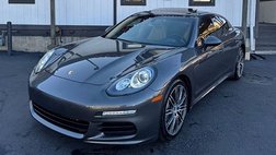 2016 Porsche Panamera 4