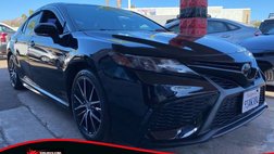 2022 Toyota Camry Hybrid SE