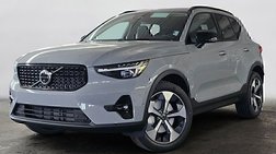 2026 Volvo XC40 B5 Plus