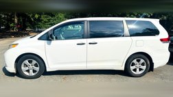 2011 Toyota Sienna Base 7-Passenger