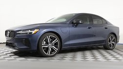 2022 Volvo S60 Recharge T8 R-Design Expression