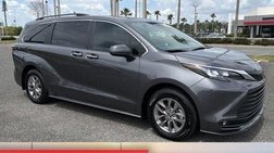2025 Toyota Sienna XLE 8-Passenger