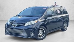 2020 Toyota Sienna XLE