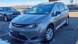 2017 Chrysler Pacifica Touring L FWD