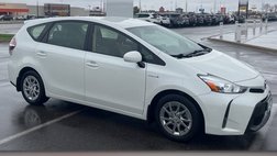 2017 Toyota Prius v Three