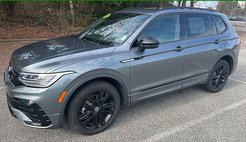 2022 Volkswagen Tiguan SE R-Line Black