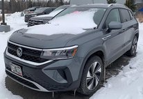 2024 Volkswagen Taos SE 4Motion