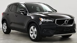 2021 Volvo XC40 T5 Momentum