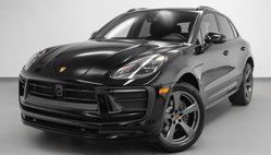2025 Porsche Macan T
